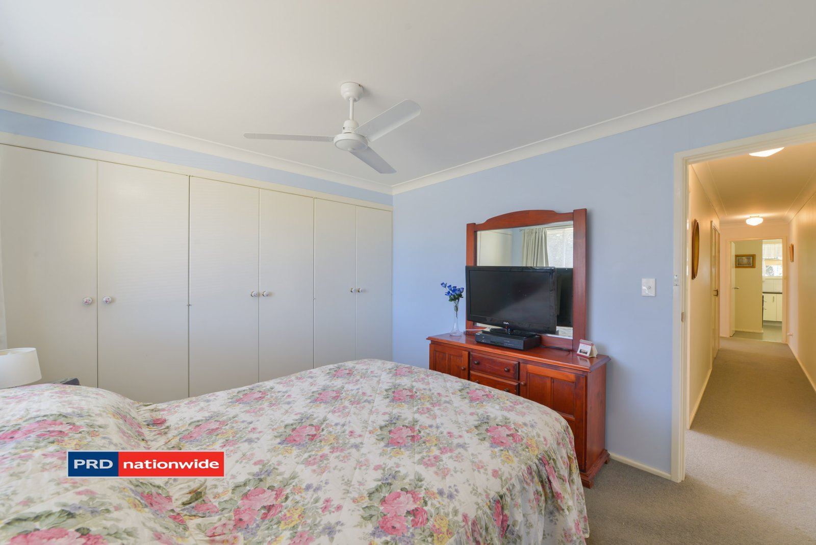 8 Fisher Road TAMWORTH 3