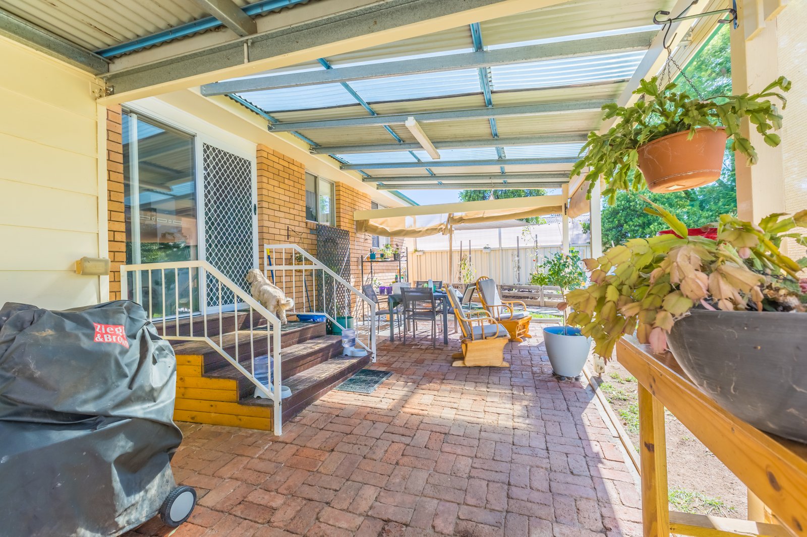 8 Fisher Road TAMWORTH 15