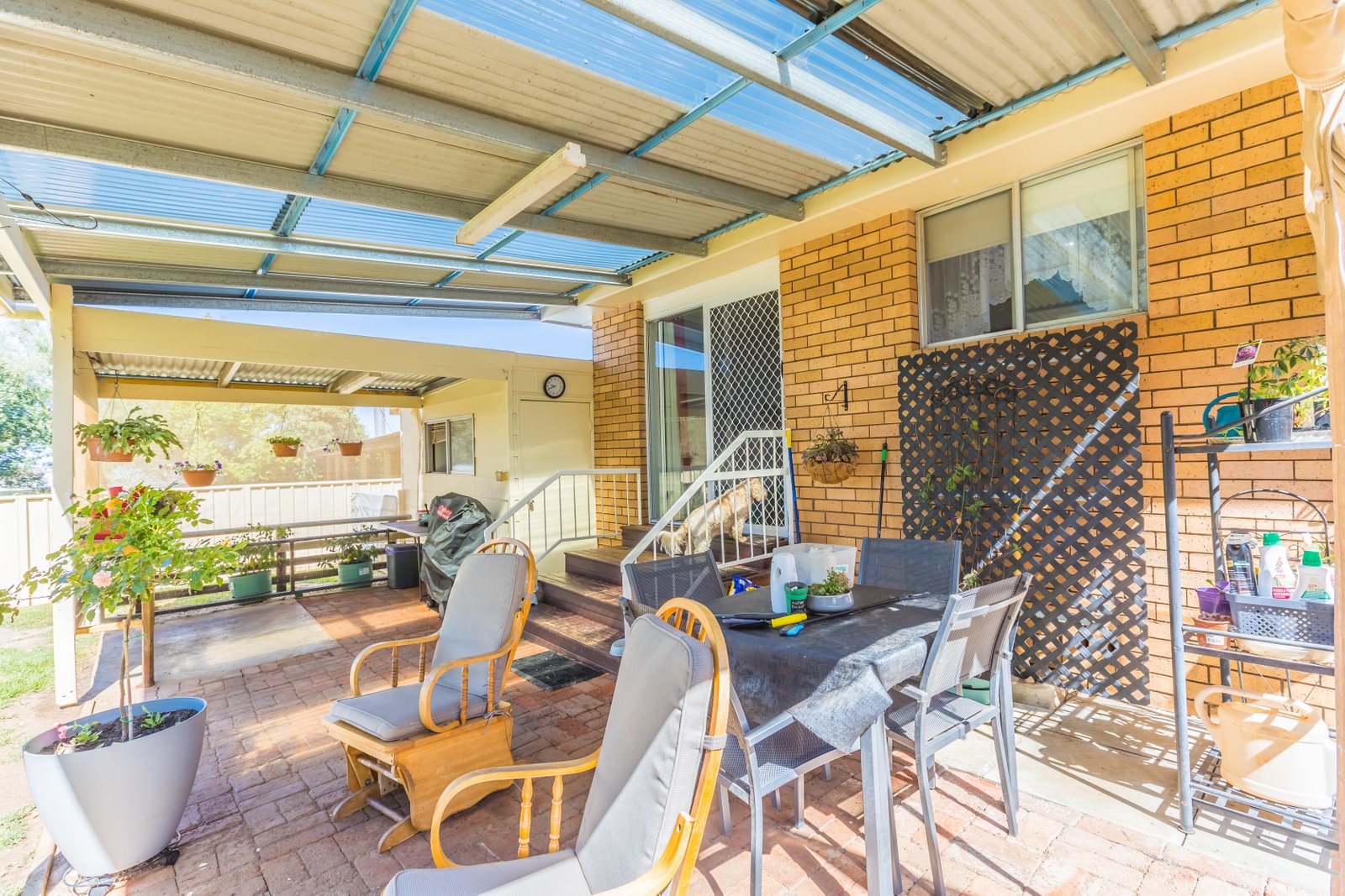 8 Fisher Road TAMWORTH 17