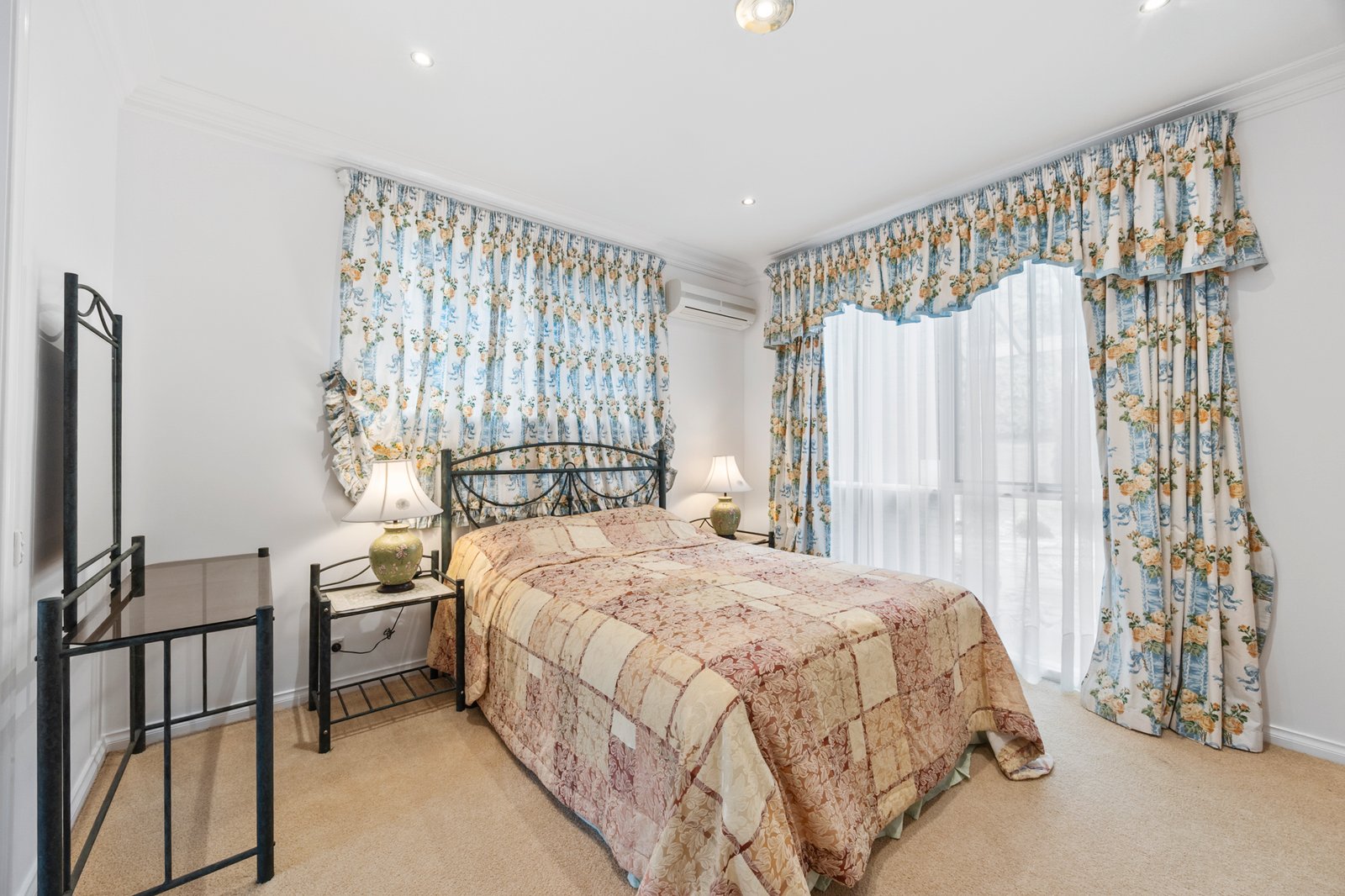 8 Fisken Road MOUNT HELEN 12