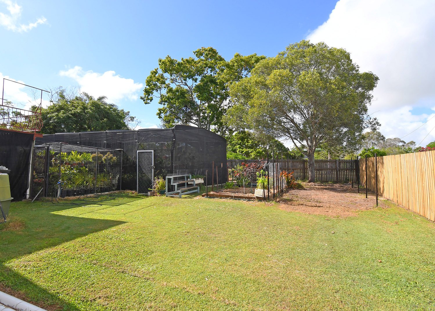 8 Flynn Court URRAWEEN 27