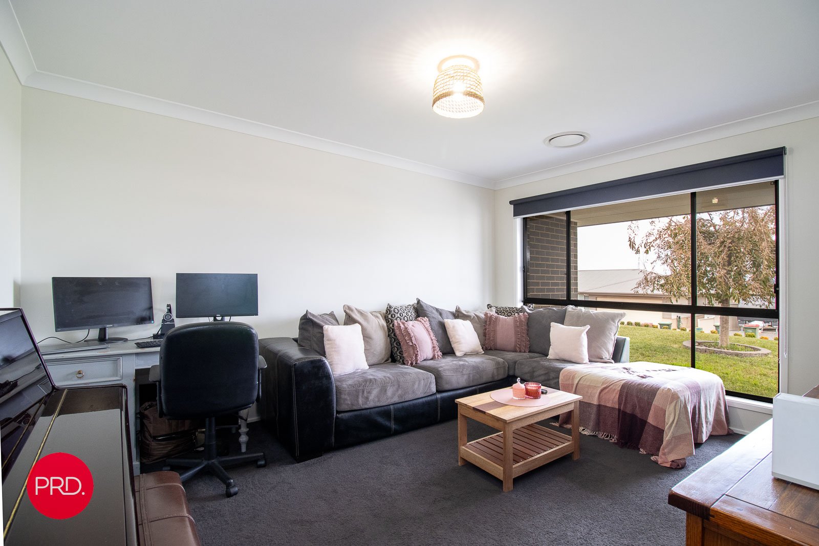 8 Flynn Place BUNGENDORE 8