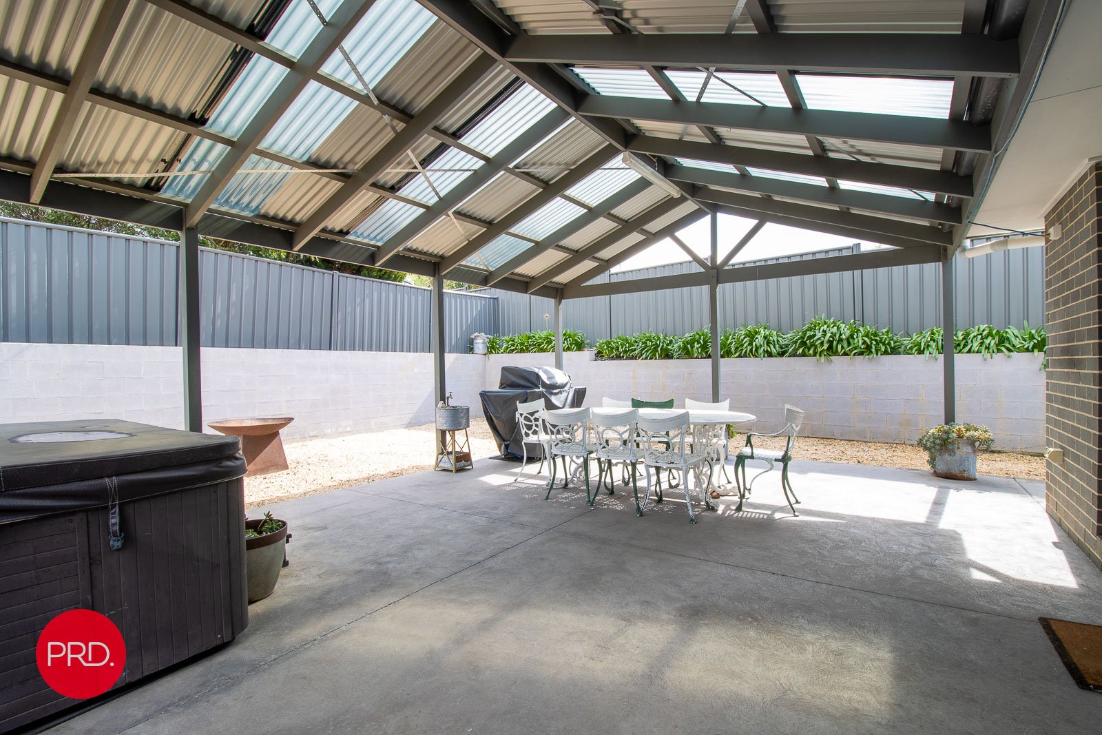 8 Flynn Place BUNGENDORE 15