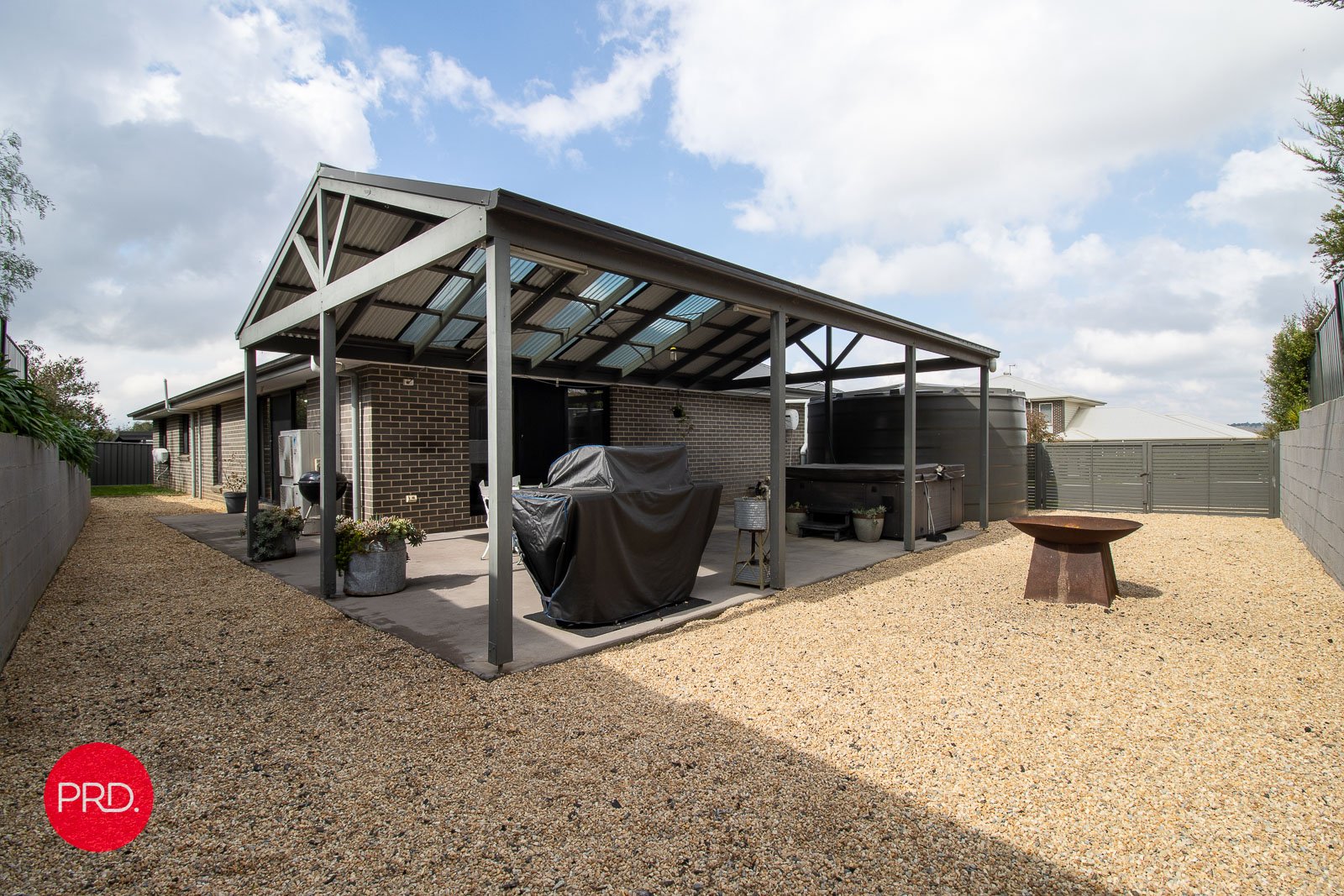 8 Flynn Place BUNGENDORE 16