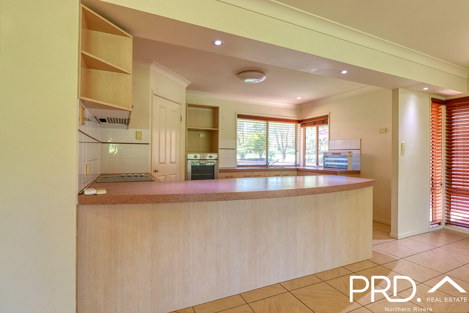 8 Forest Grove Road FAIRY HILL 11