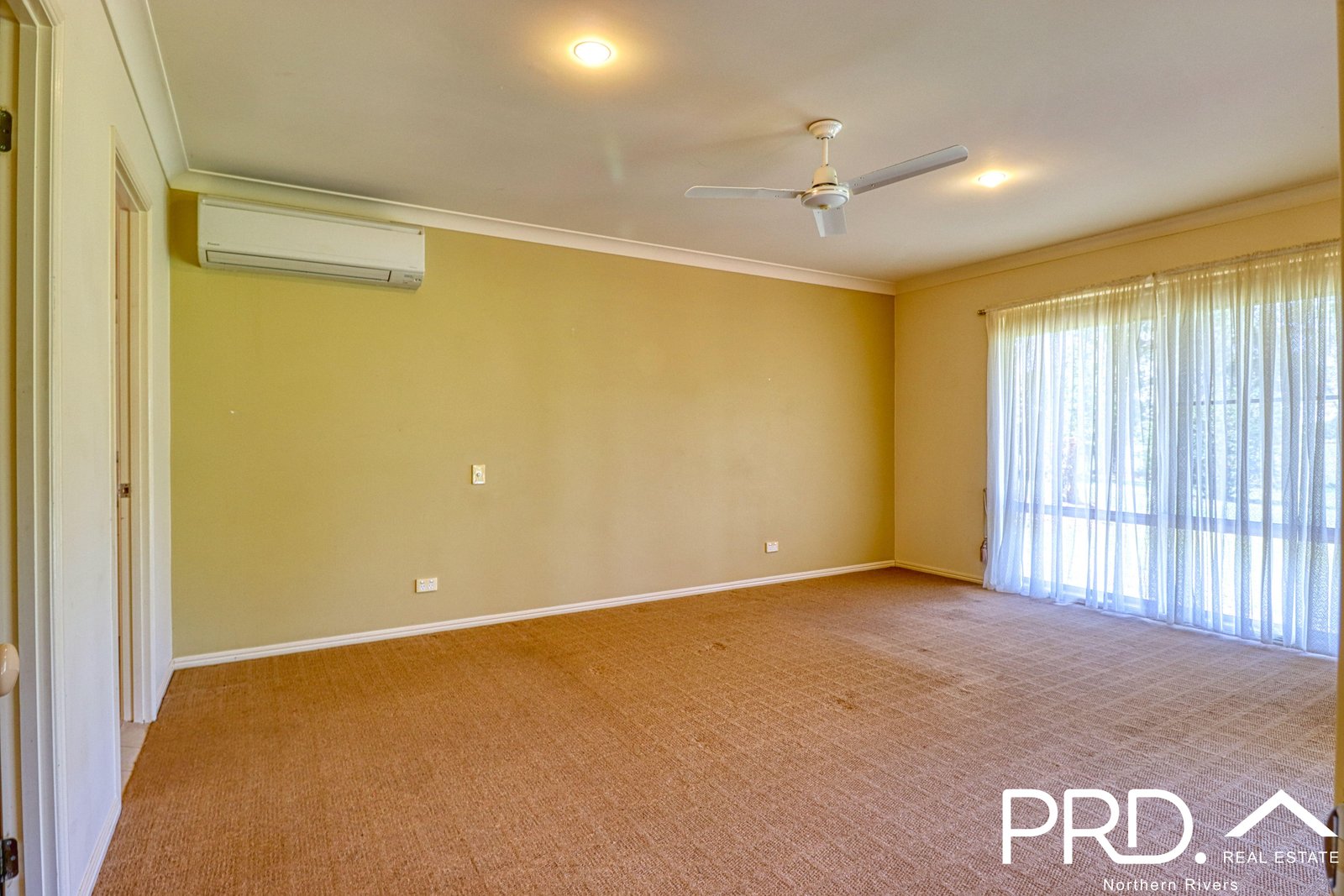 8 Forest Grove Road FAIRY HILL 14