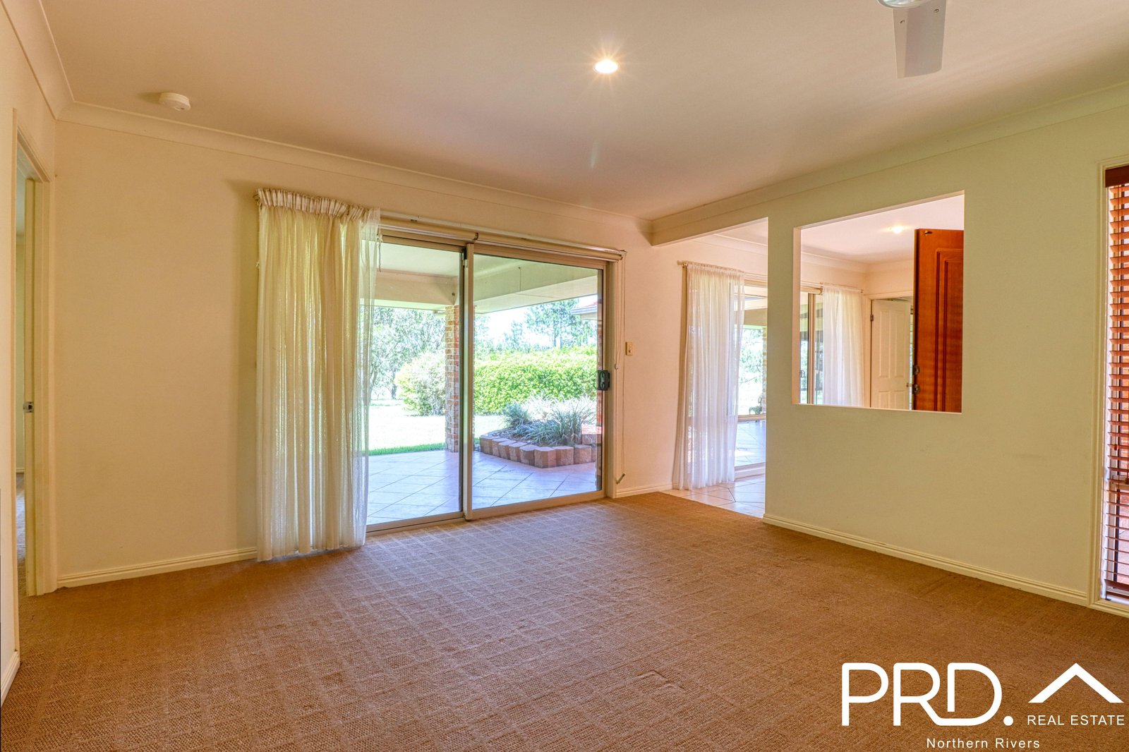 8 Forest Grove Road FAIRY HILL 18