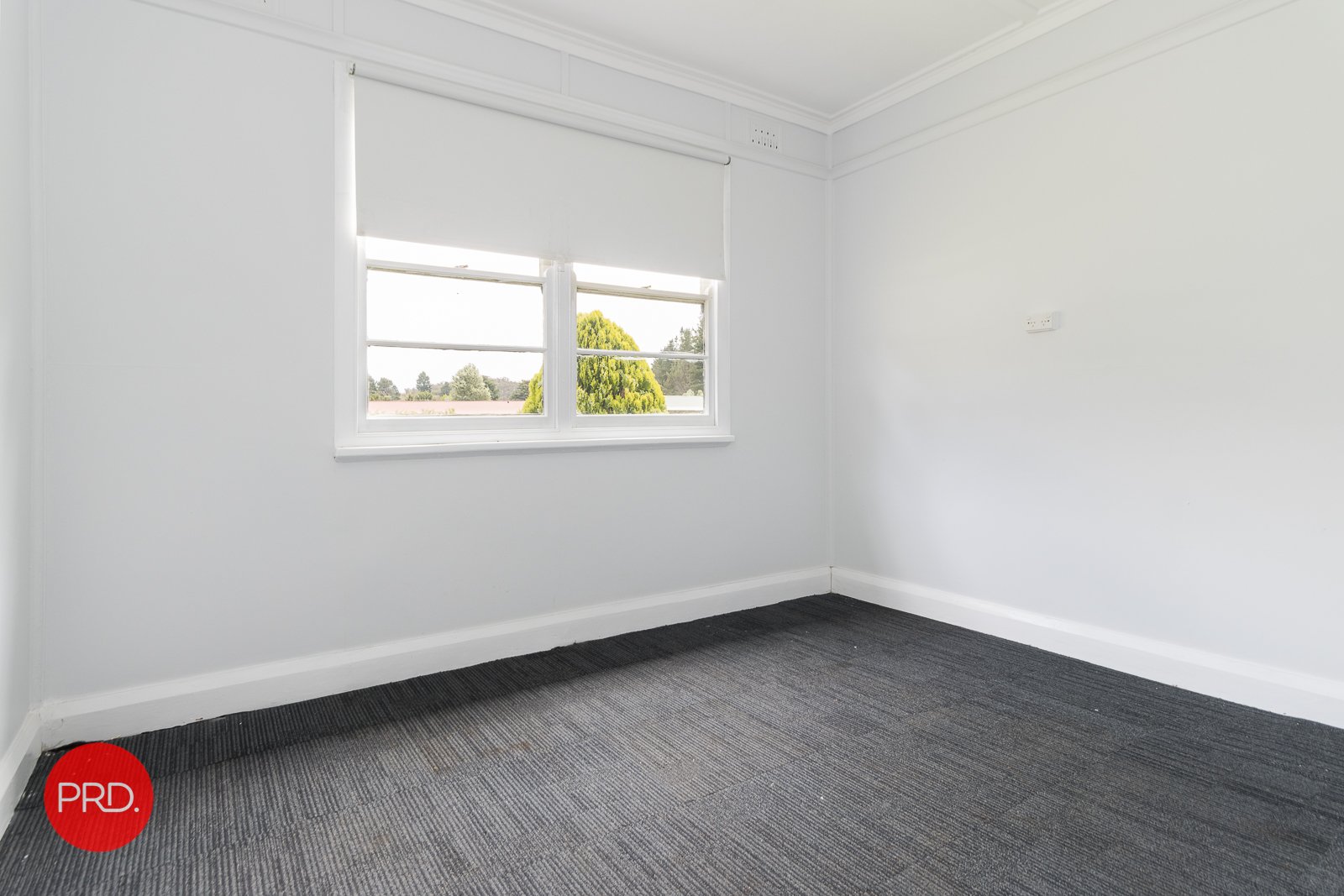 8 Foxlow Street, CAPTAINS FLAT NSW 2623