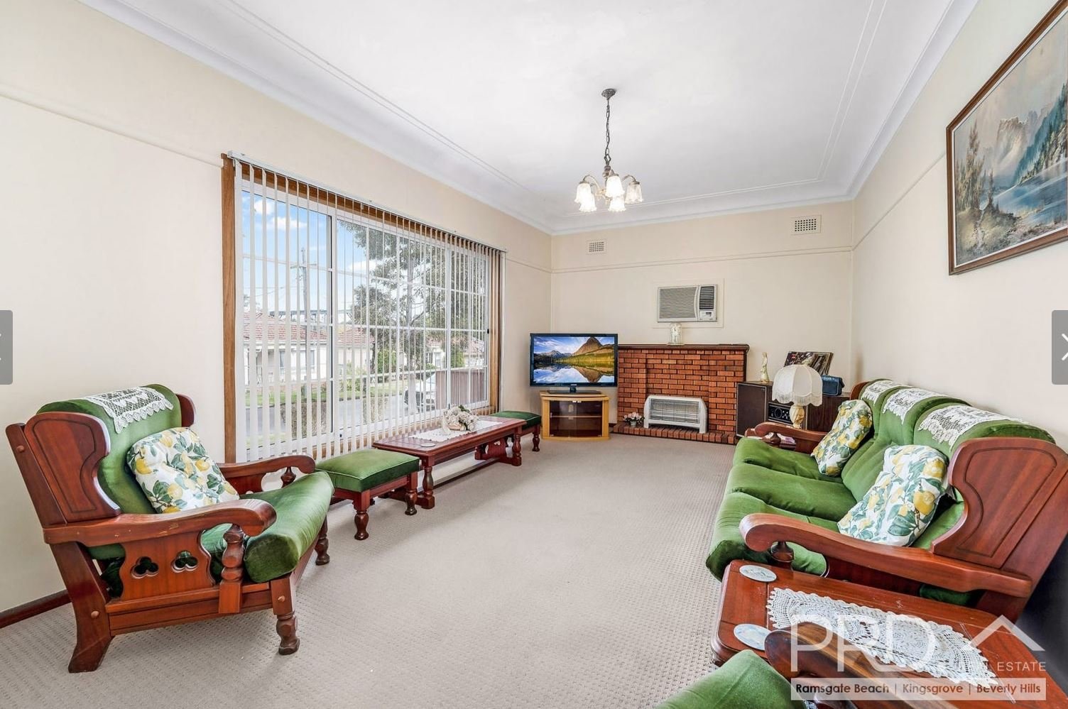 8 Fullerton Crescent RIVERWOOD 1