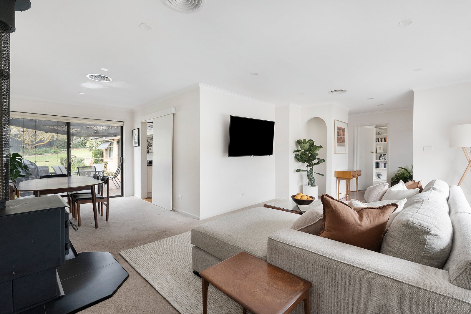 Real Estate and Property in 8 Galli Court, Templestowe Lower, VIC