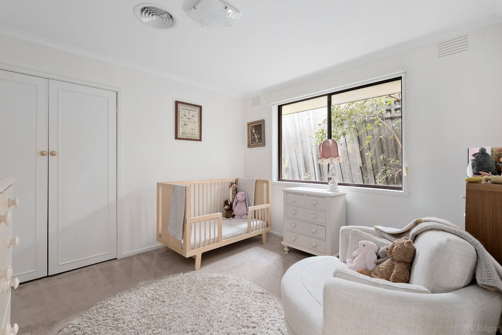 Real Estate and Property in 8 Galli Court, Templestowe Lower, VIC