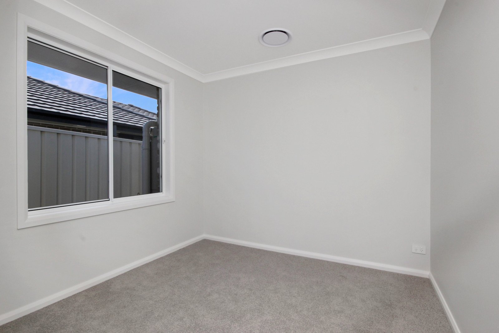 8 Ganges Court DUNBOGAN 7