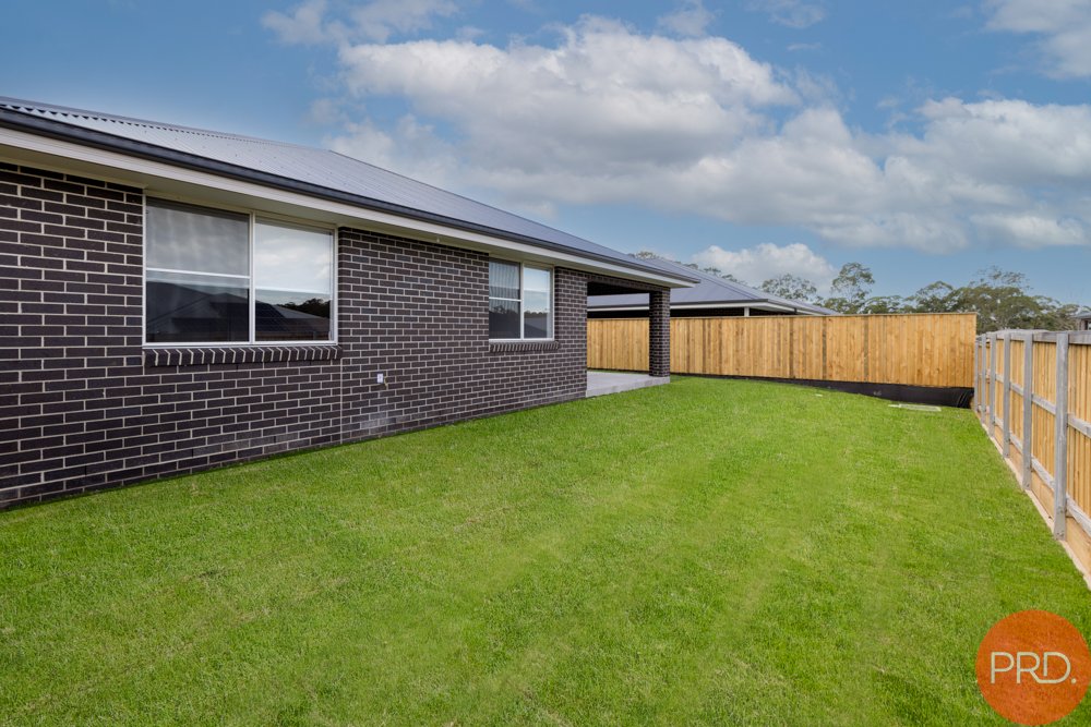 8 Garrison Way CHISHOLM 19