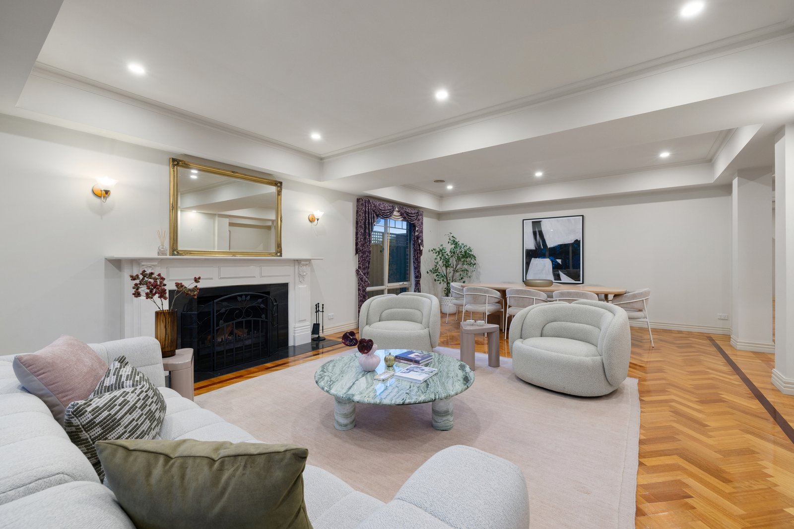 Gallery: 8 George Street
