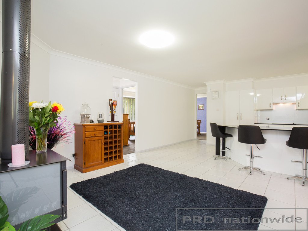 8 Giles Road SEAHAM 13