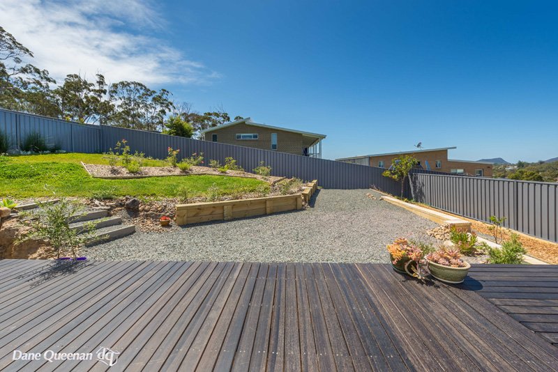 8 Girambin Street CORLETTE 13