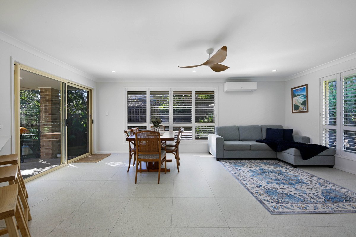 8 Glauca Street Burleigh Heads 5