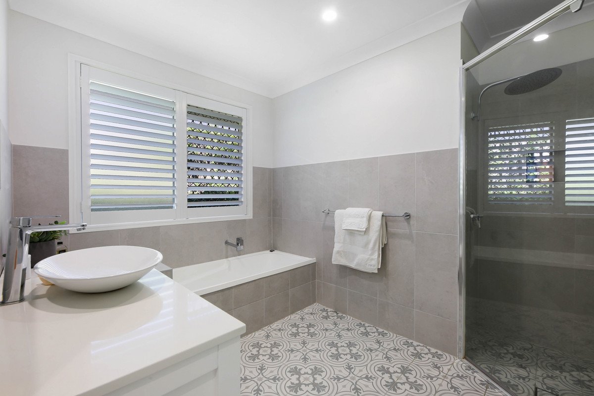 8 Glauca Street Burleigh Heads 19