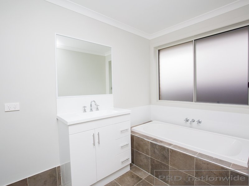 8 Glen Close HEDDON GRETA 8