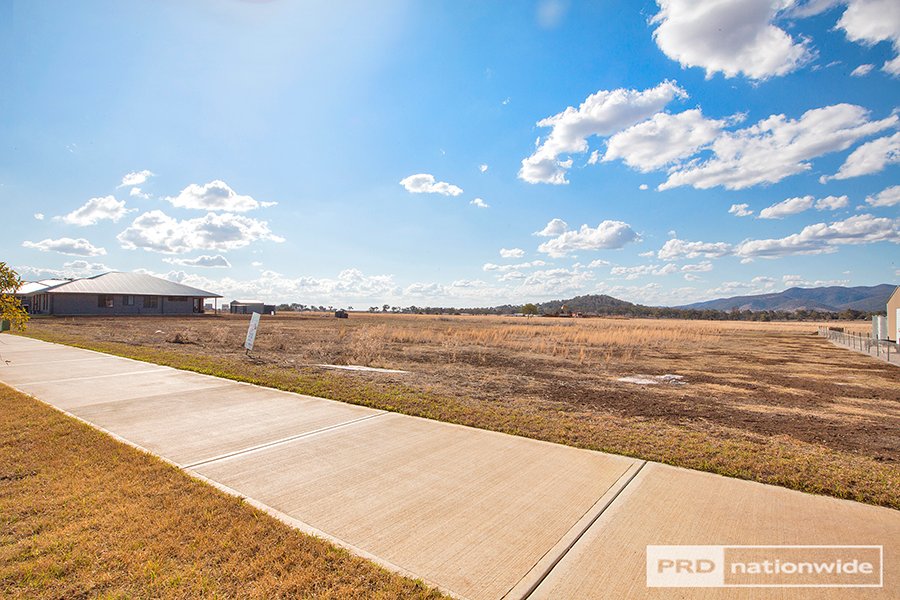 8 Glenmore Drive MOORE CREEK 4