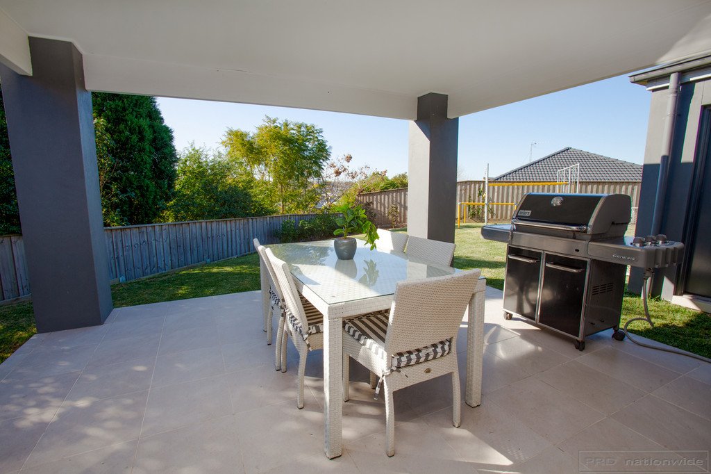 8 Glider Close ABERGLASSLYN 7