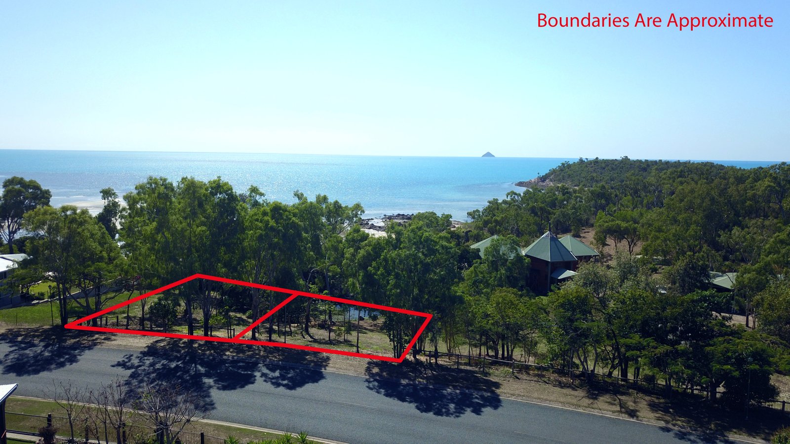 8 Gloucester Avenue HIDEAWAY BAY 1