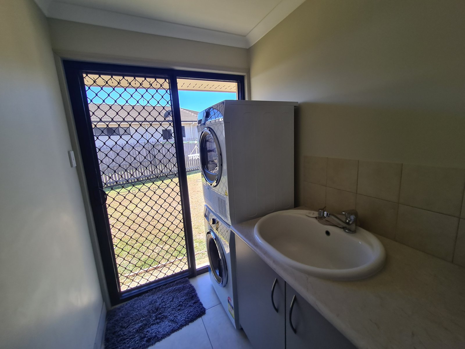 8 Golf View Drive BOYNE ISLAND 14