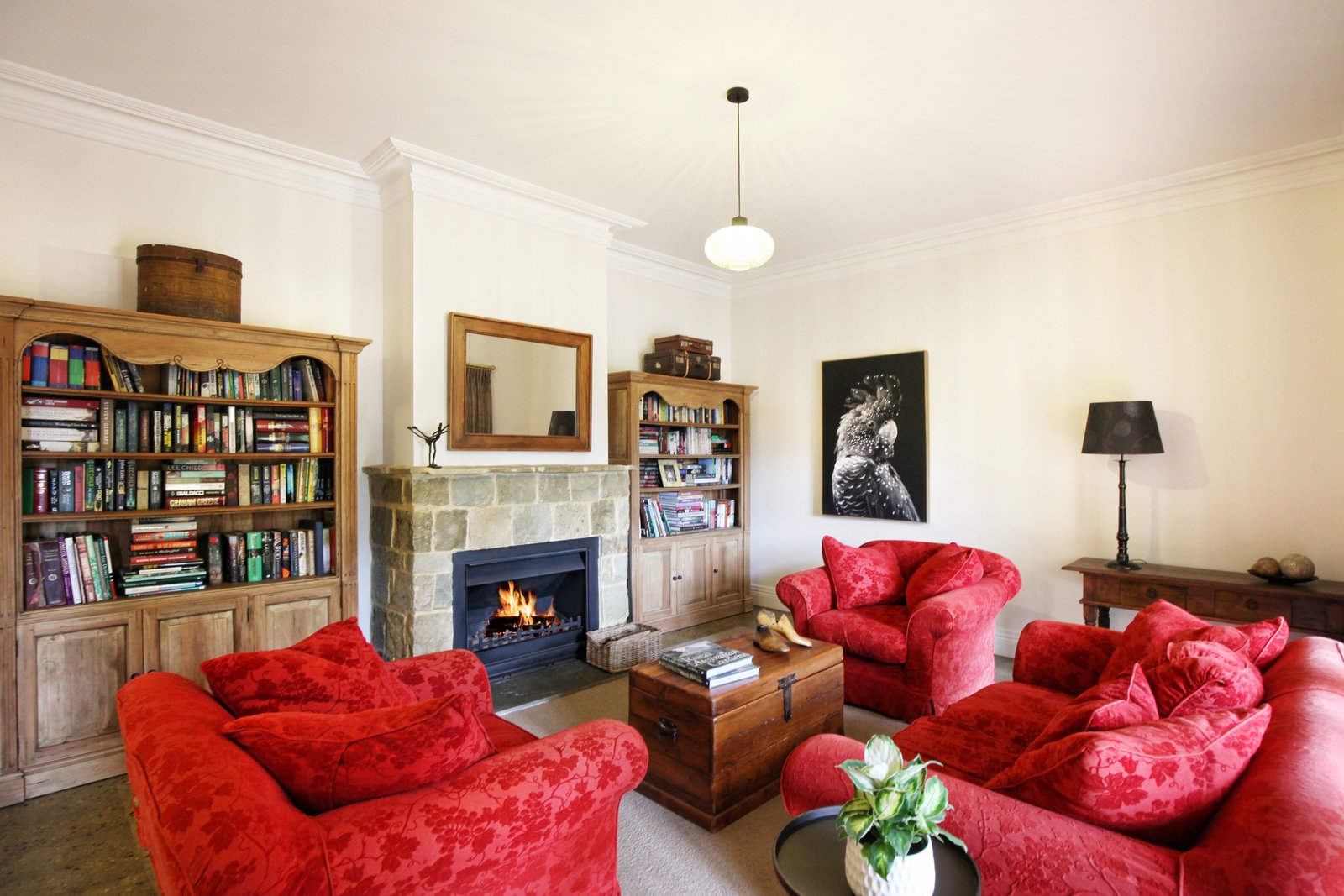 Real Estate and Property in 8 Gordon Court, Woodend, VIC