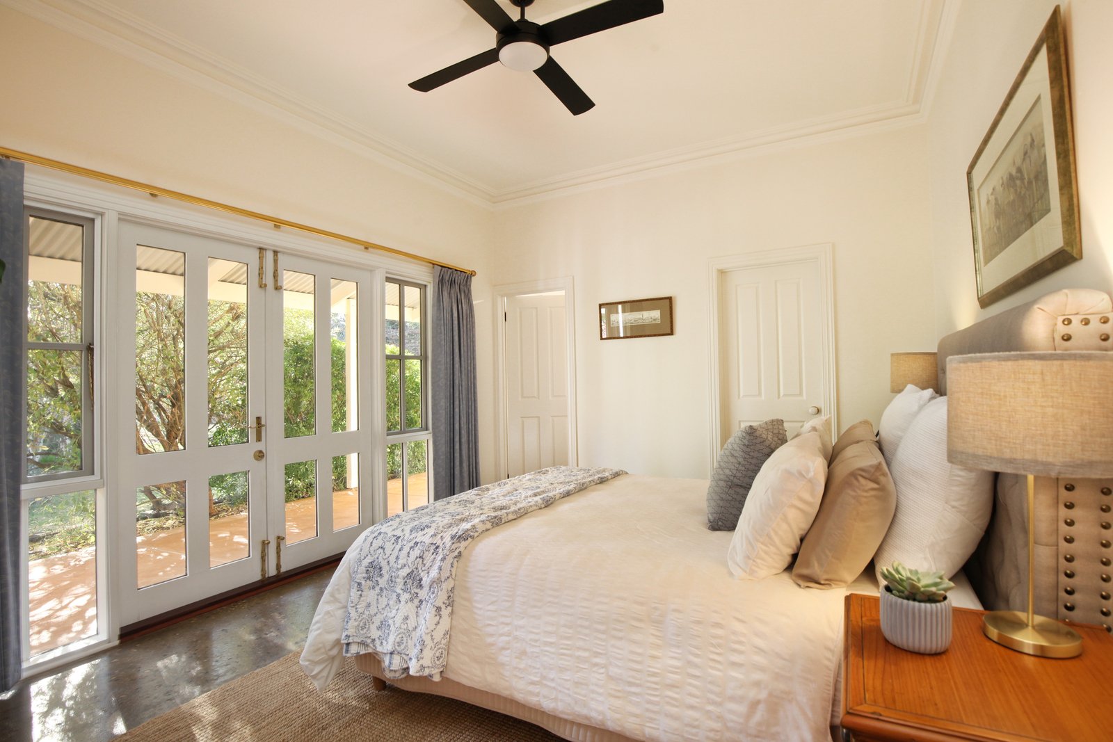 Real Estate and Property in 8 Gordon Court, Woodend, VIC