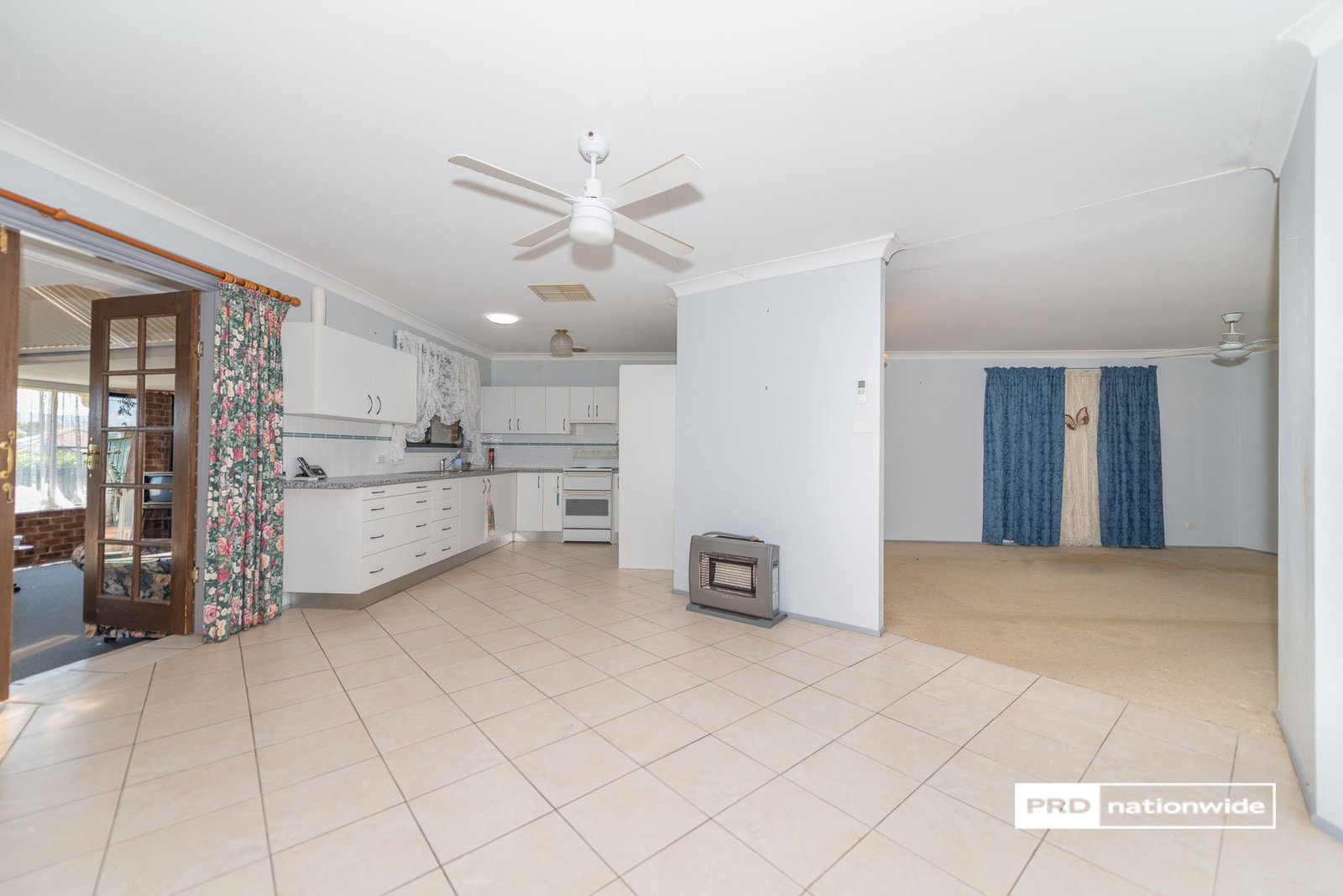 8 Gosse Court TAMWORTH 5