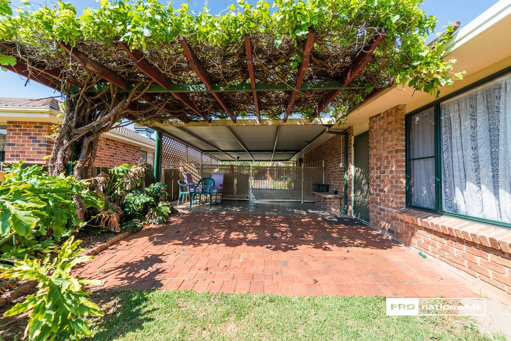 8 Gosse Court TAMWORTH 13