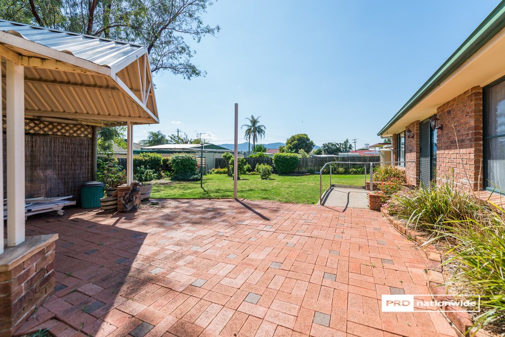 8 Gosse Court TAMWORTH 16