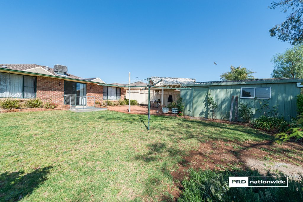 8 Gosse Court TAMWORTH 17