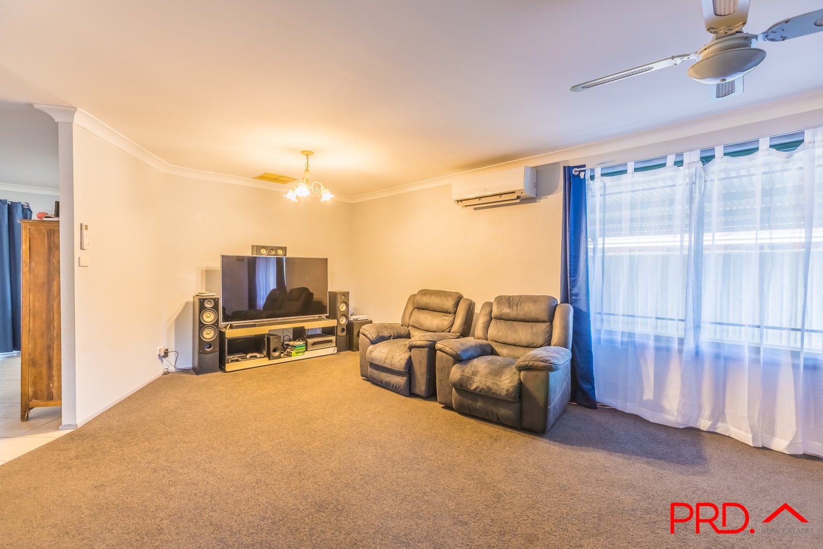 8 Gosse Court TAMWORTH 3