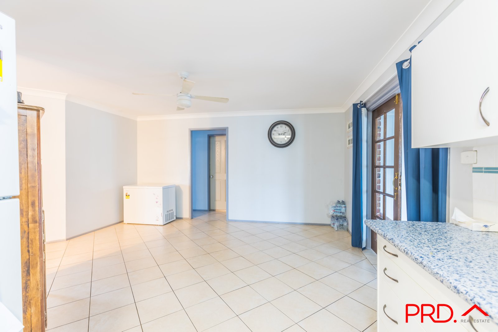 8 Gosse Court TAMWORTH 5