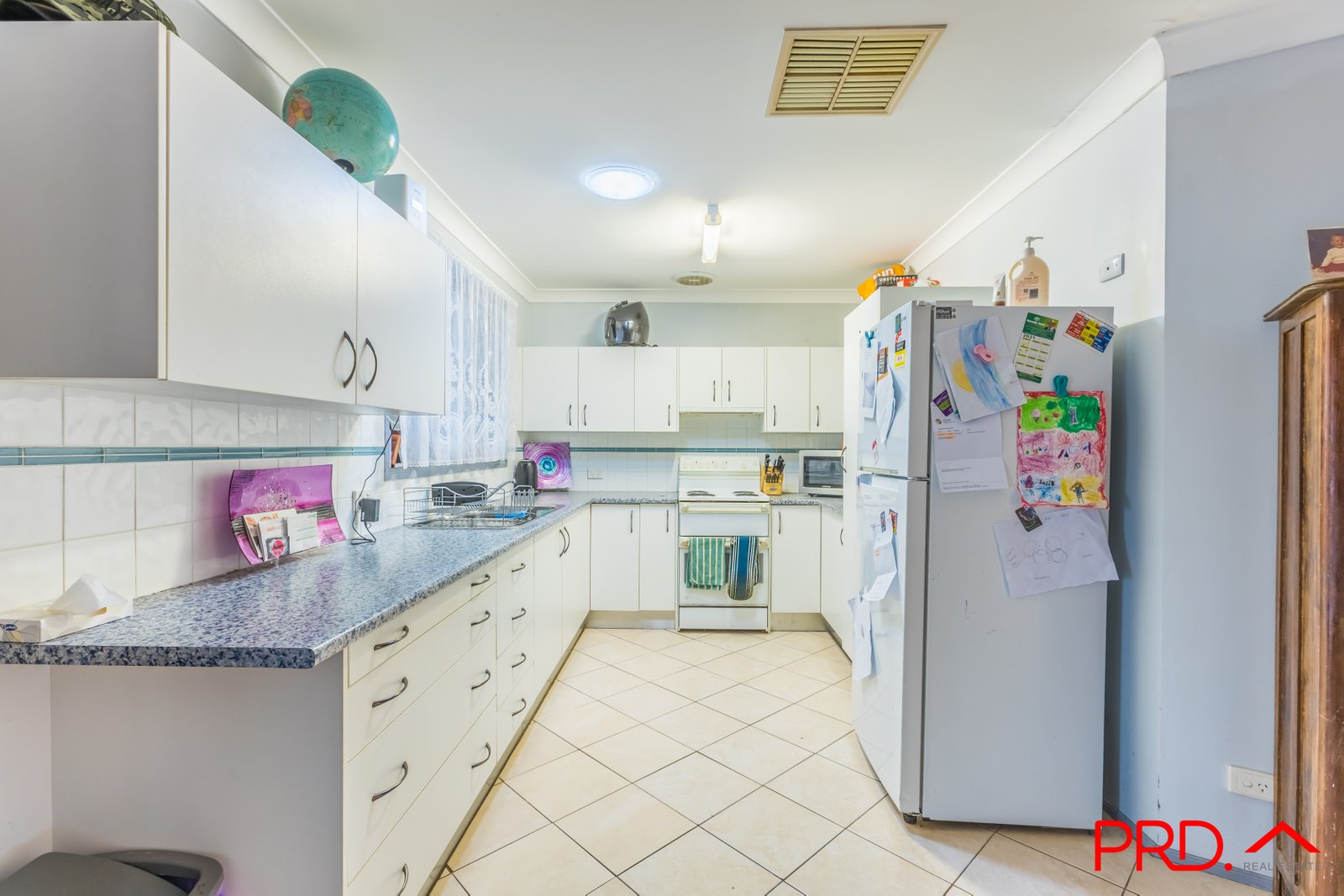 8 Gosse Court TAMWORTH 6