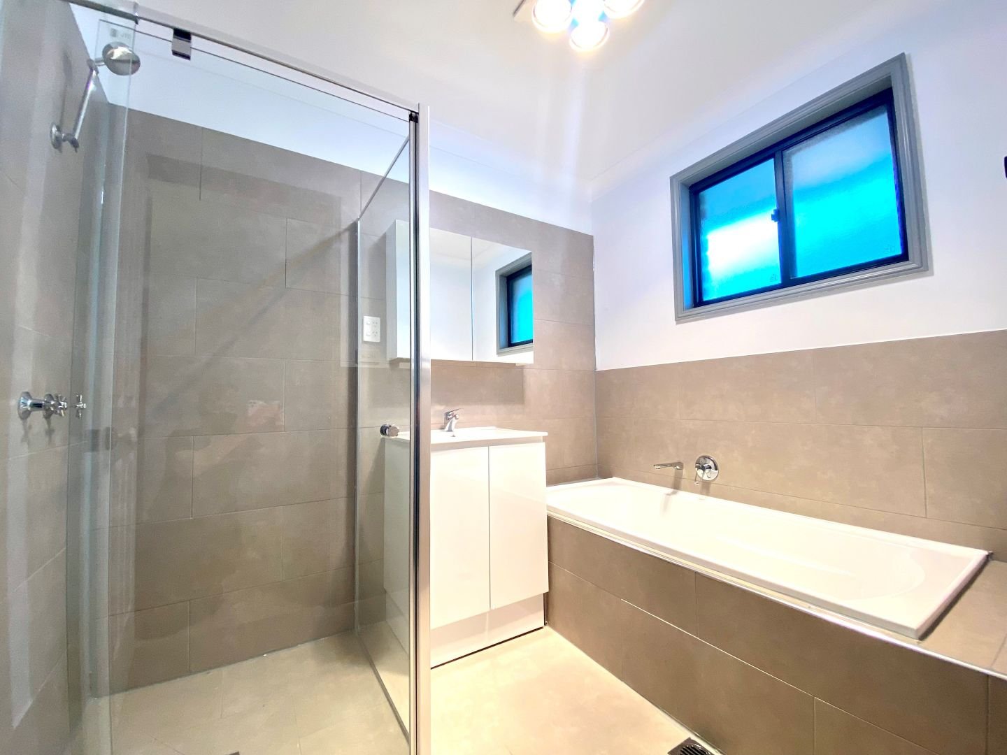 8 Gosse Court TAMWORTH 6