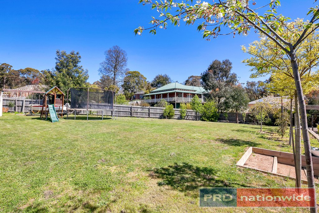 8 Gracefield Drive BROWN HILL 16