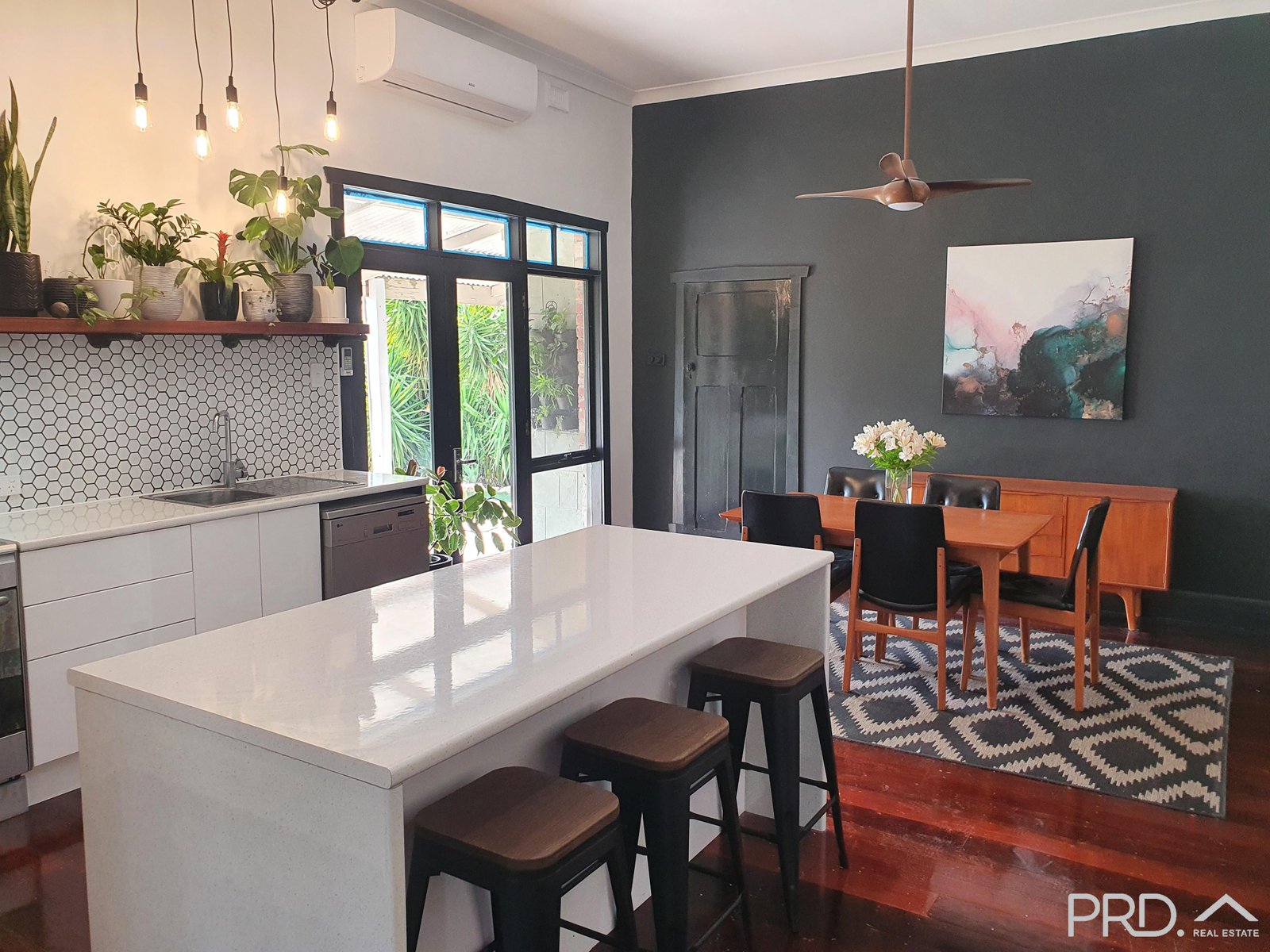 8 Gray Street MURRAYVILLE 4