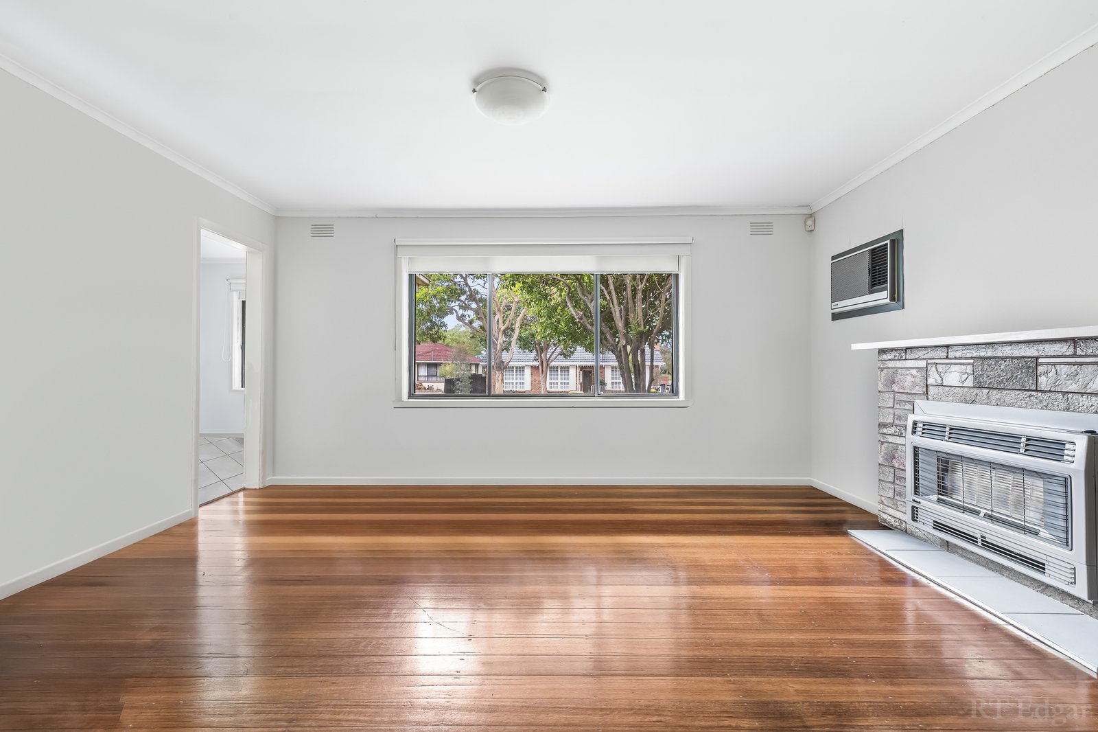 Real Estate and Property in 8 Green Avenue, Kingsbury, VIC