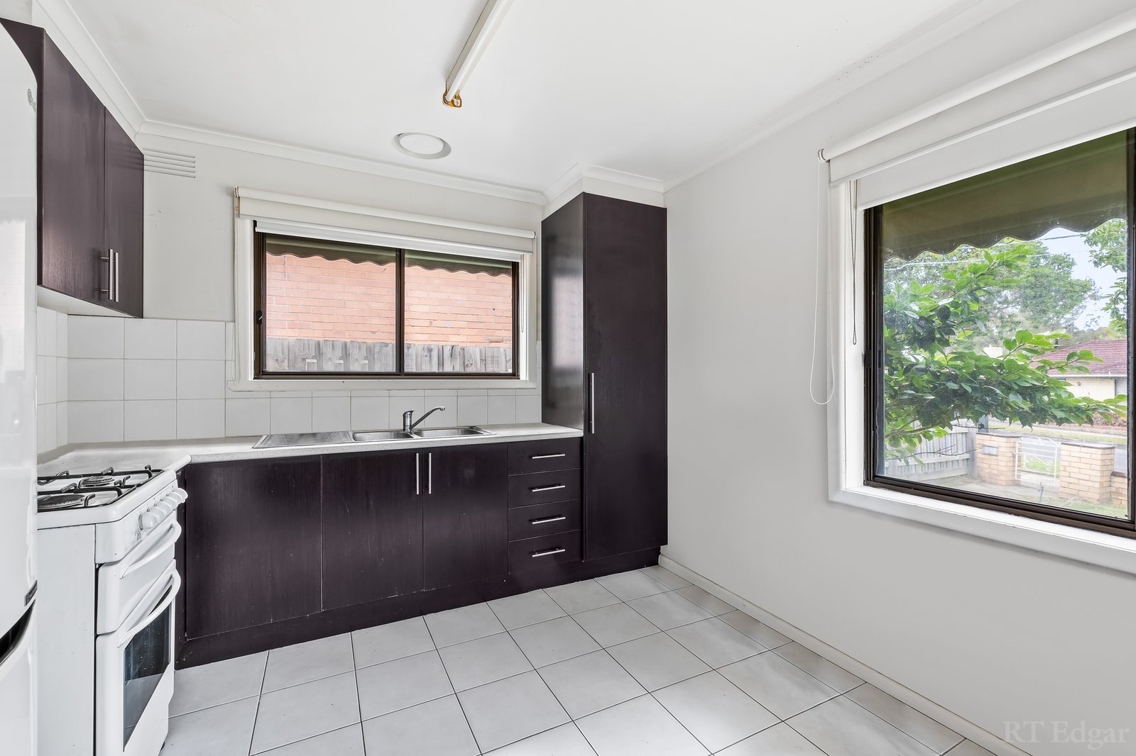 Real Estate and Property in 8 Green Avenue, Kingsbury, VIC