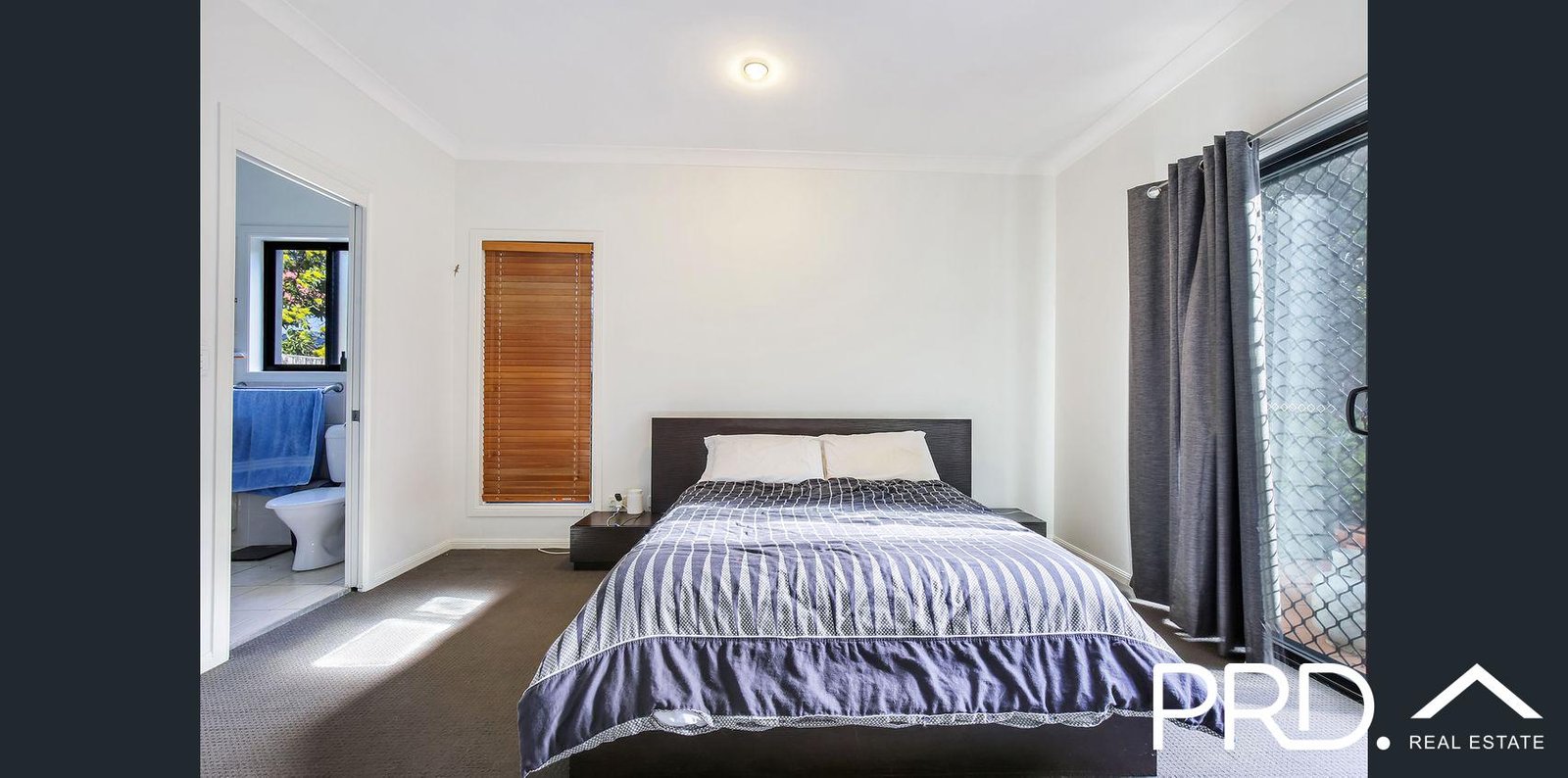 8 Grenada Court VARSITY LAKES 5