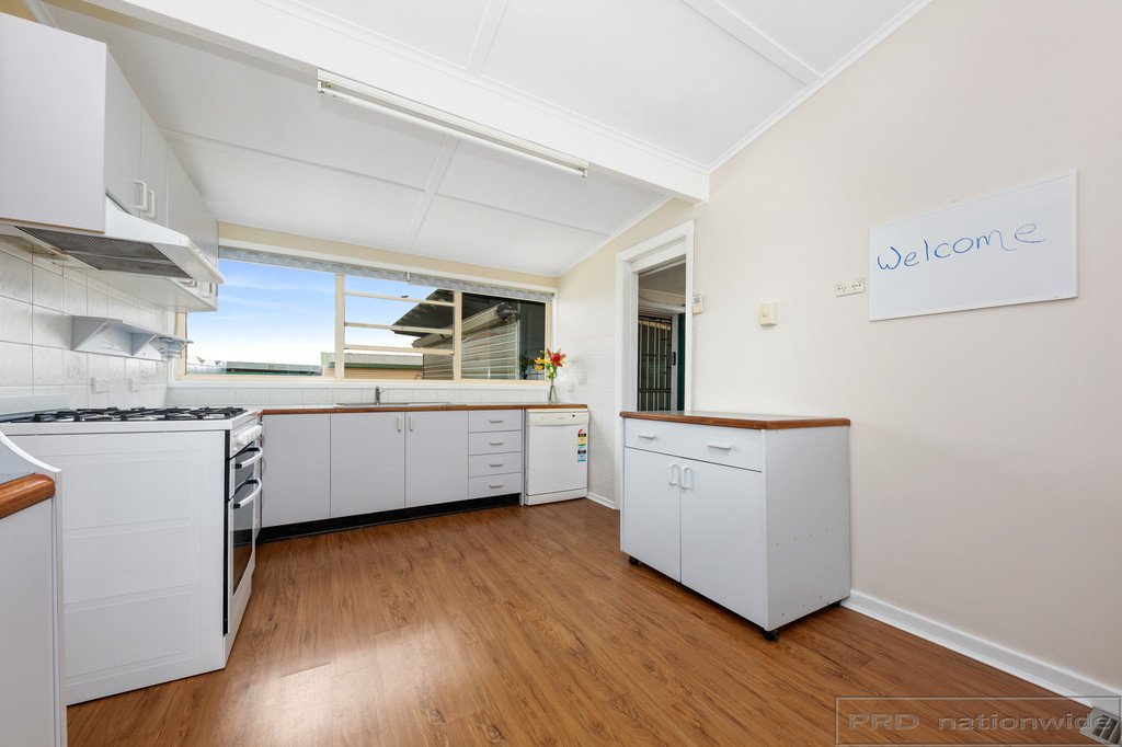 8 Greta St  TELARAH 12