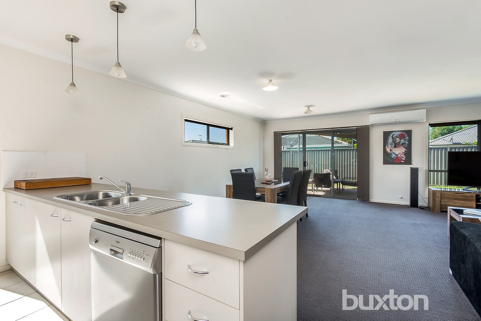 Gallery: 8 Grey Teal Place