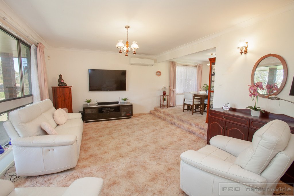 8 Griffin Close THORNTON 2