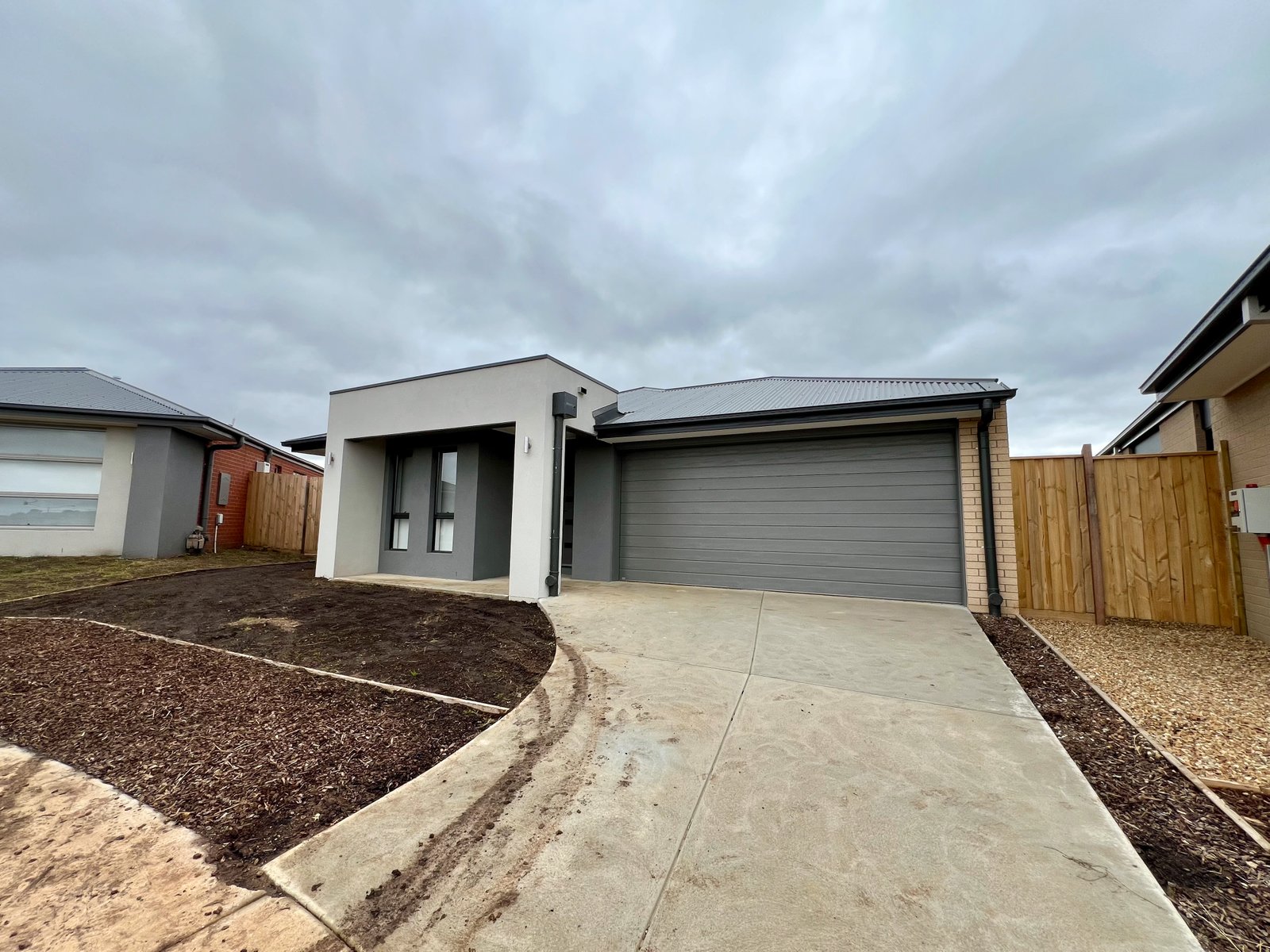 Gallery: 8 Guernsey Court