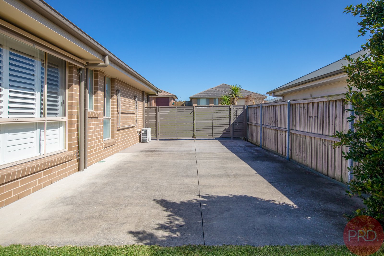 8 Gumnut Way ABERGLASSLYN 24