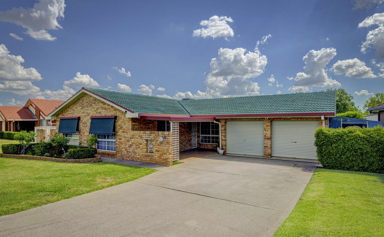 8 Gunagulla Street HILLVUE 1