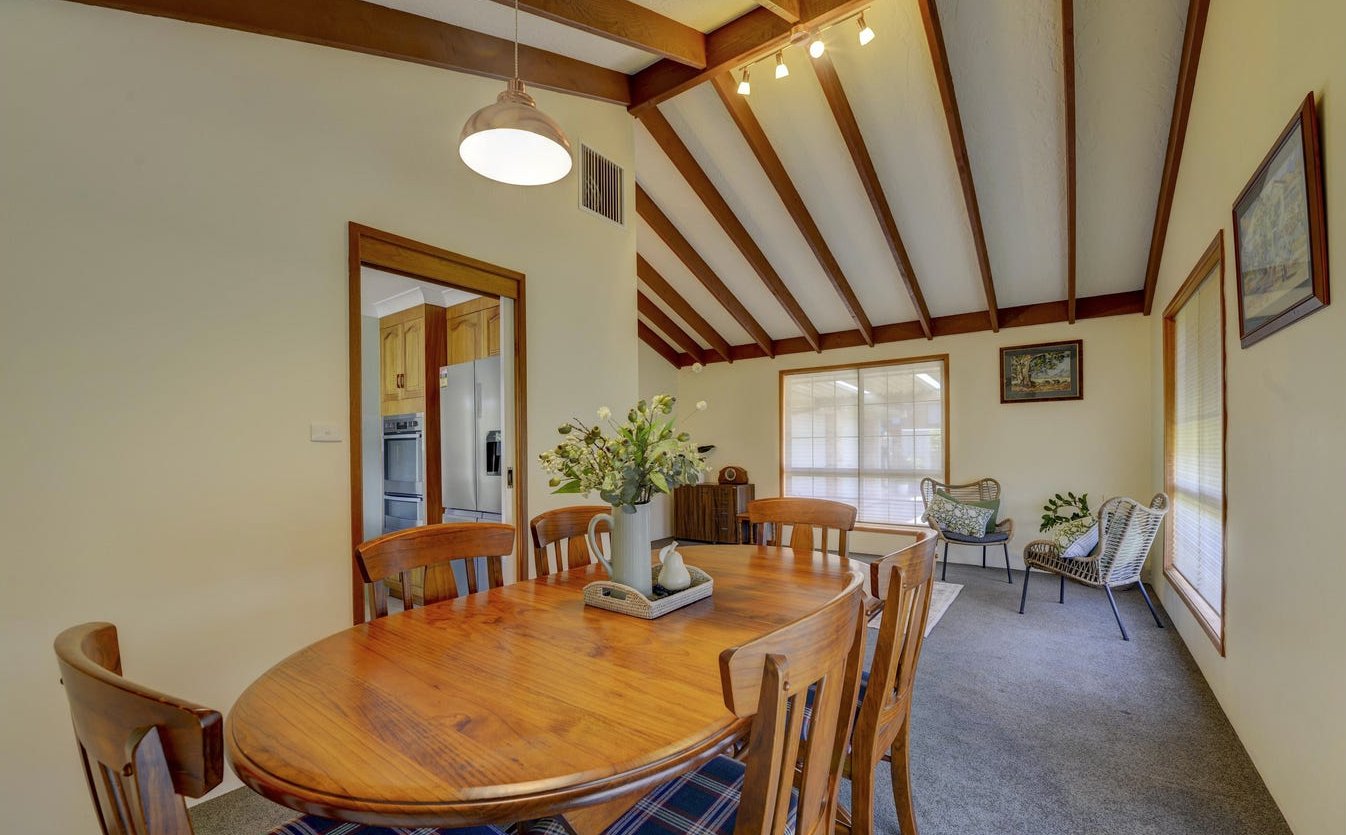 8 Gunagulla Street HILLVUE 3