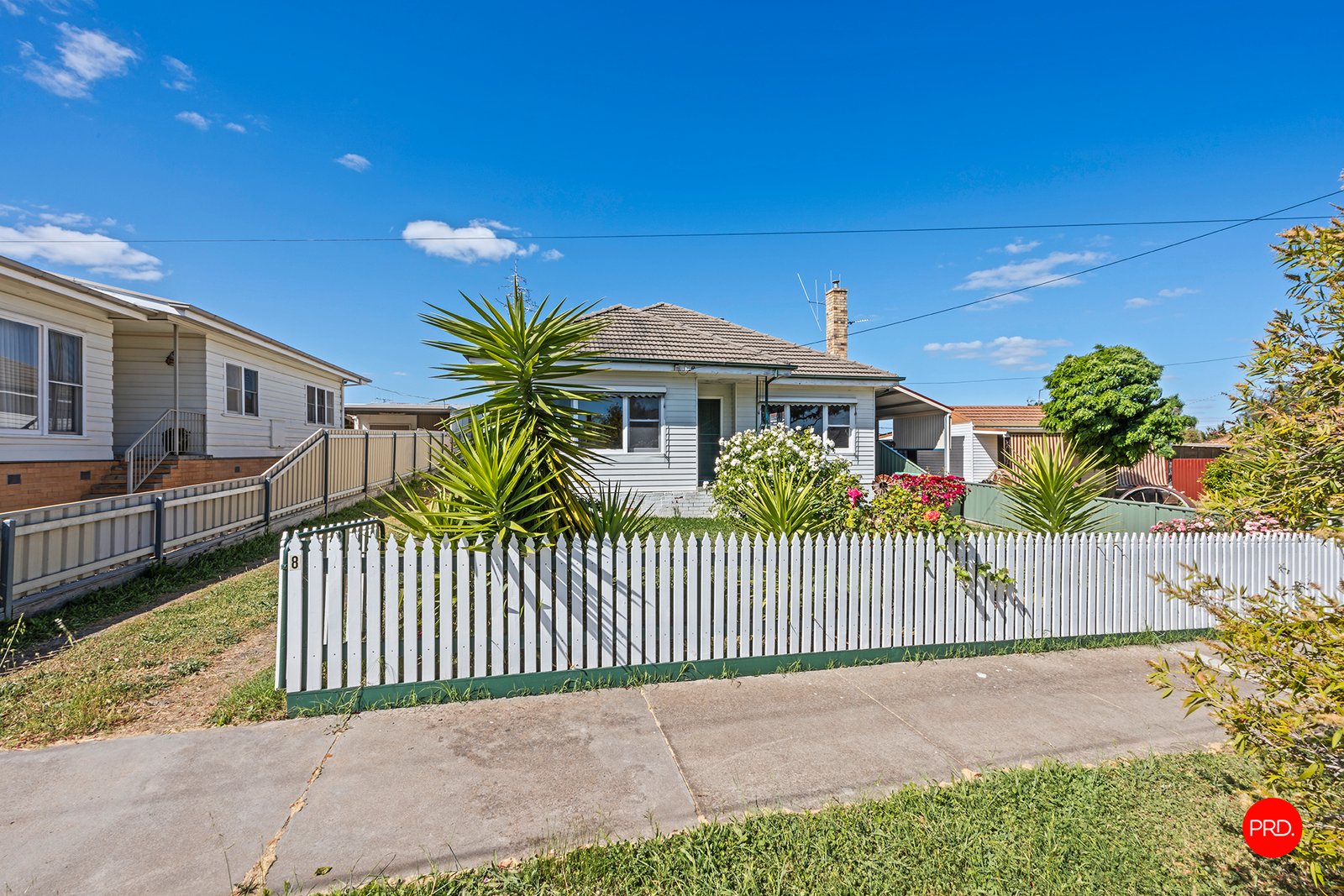 8 Gundry Street LONG GULLY 4